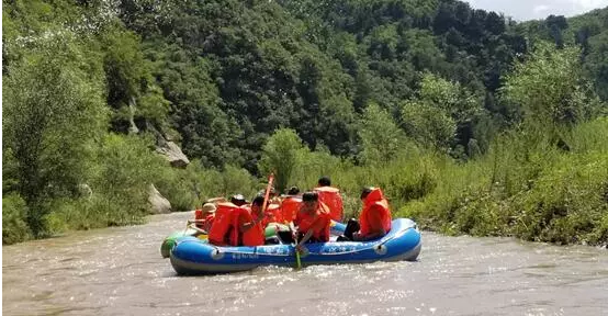 走進(jìn)太行山，親水愛自然